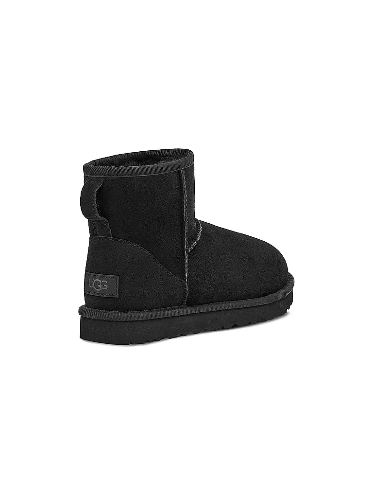 UGG | Boots Classic Mini | schwarz