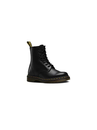 DR. MARTENS