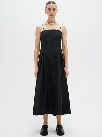 IN WEAR | Midikleid TAILE | schwarz