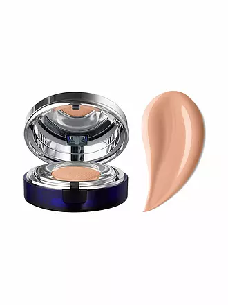 LA PRAIRIE | Skin Caviar Essence in Foundation SPF25 (62 Honey Beige) | beige