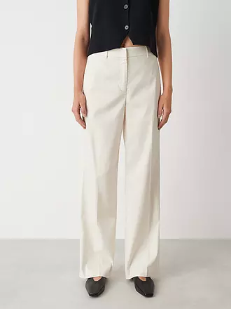 OPUS | Chino MAIGA | creme