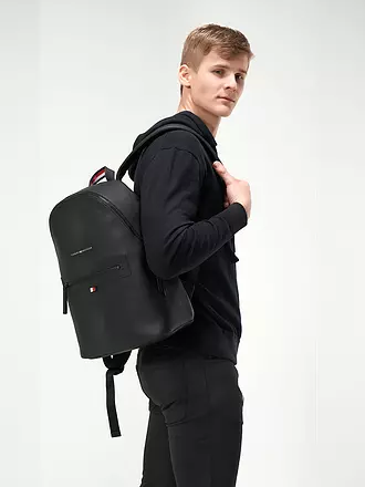 TOMMY HILFIGER | Rucksack Essential | schwarz