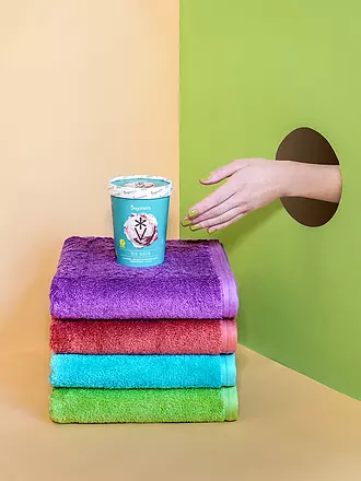 VOSSEN | Duschtuch 67x140cm VEGANISTA Strawberrytella | grün