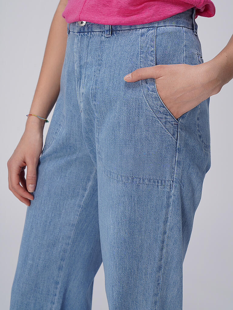 A.P.C. Jeans Flared Fit SEASIDE hellblau