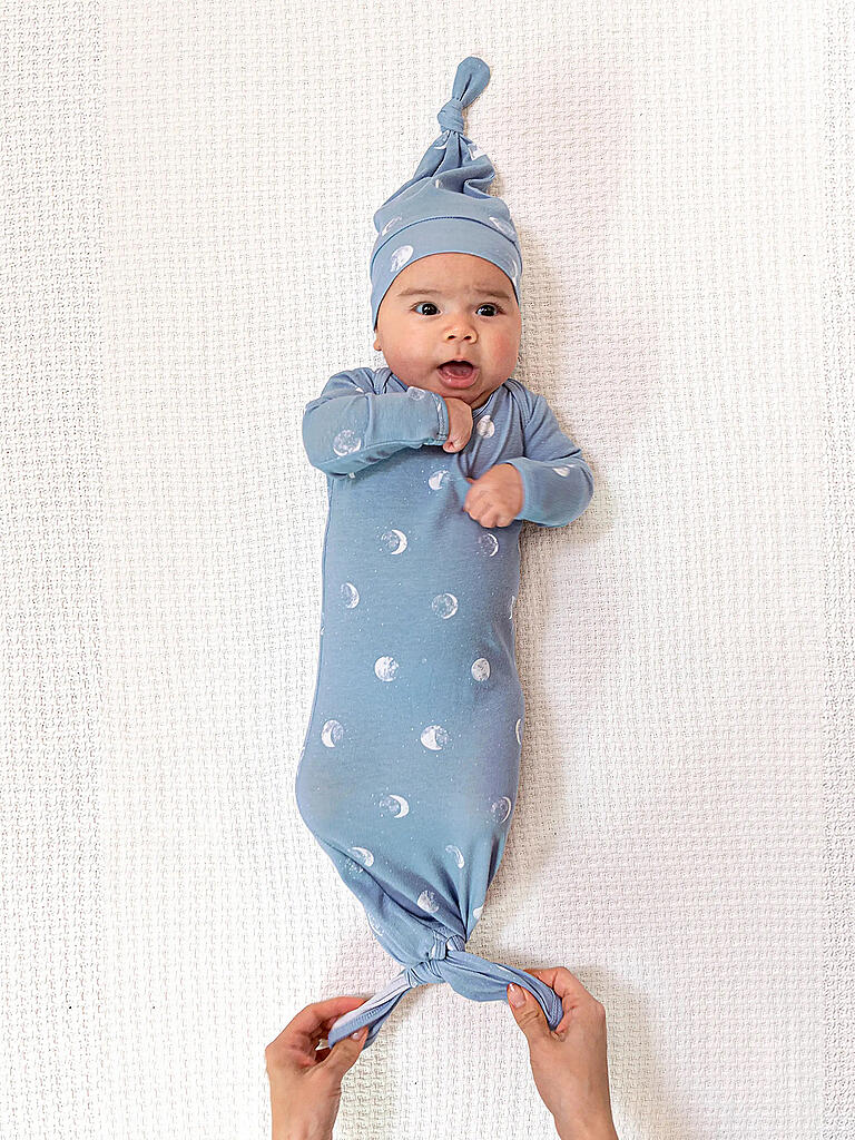 ADEN + ANAIS | Baby Set Schlafoverall mit Mütze SNUGGLE KNIT™ | blau