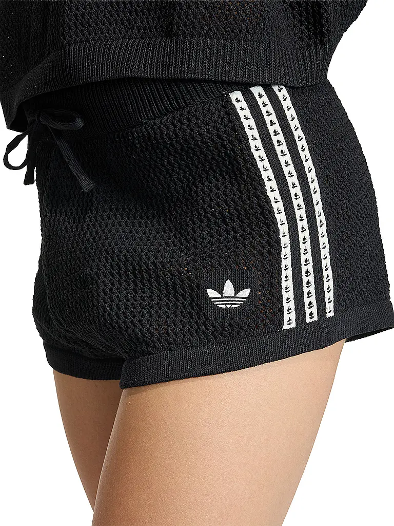 ADIDAS ORIGINALS | Shorts CROCHET | Schwarz