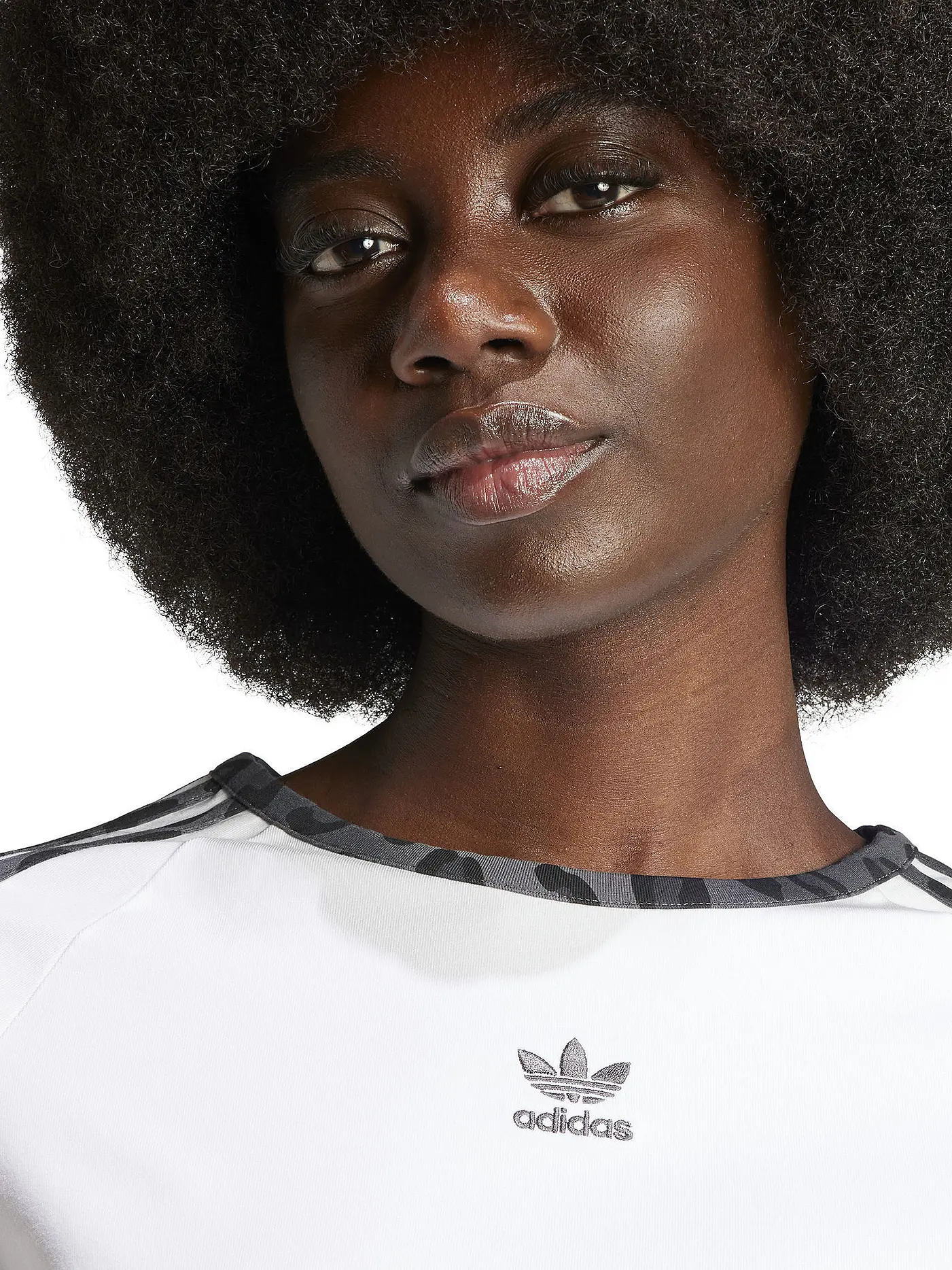 ADIDAS ORIGINALS | T-Shirt Cropped Fit | weiss