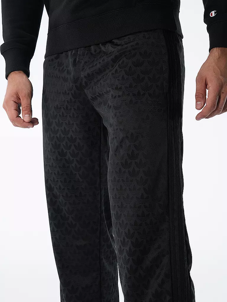 ADIDAS | Jogginghose | schwarz