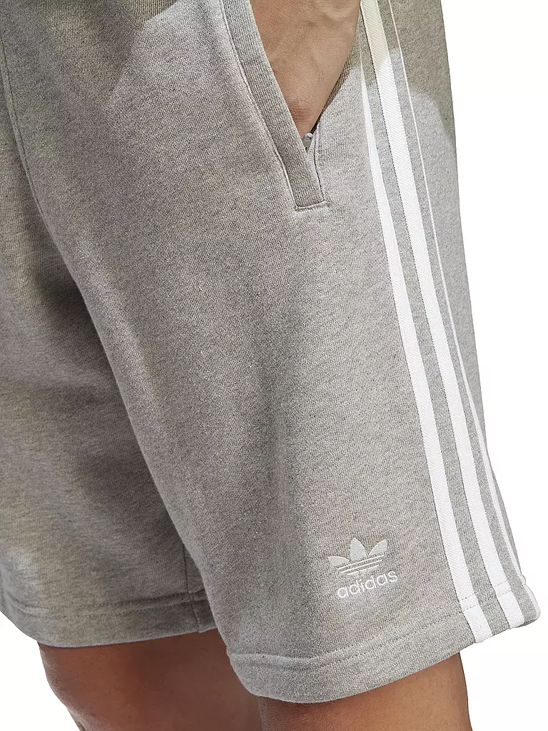 ADIDAS | Shorts  | hellgrau