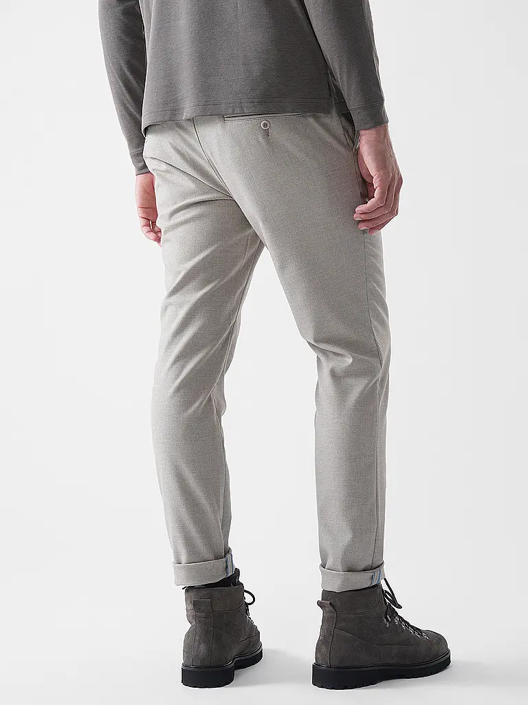 ALBERTO | Chino | 