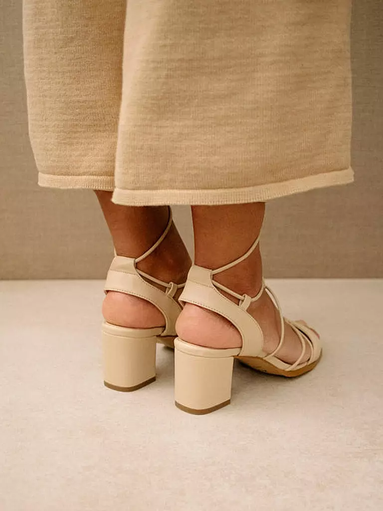 ALOHAS | Sandalen SOPHIE | beige