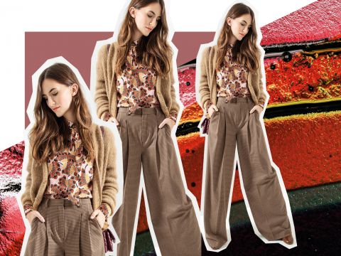 Eine Frau posiert in drei ähnlichen Outfits vor einem farbenfrohen, abstrakten Hintergrund. Sie trägt eine gemusterte Bluse, eine hellbraune Strickjacke und eine braune Hose mit weitem Bein. Der Collage-Stil erzeugt einen dynamischen, künstlerischen Effekt.