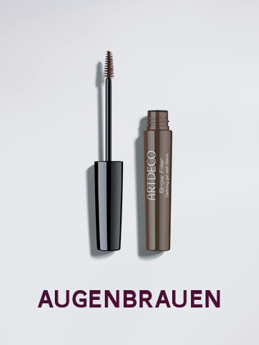 Neben einem geöffneten Augenbrauengel mit Pinselapplikator liegt eine Tube mit der Aufschrift „ARTDECO Brow Filler“. Darunter steht „AUGENBRAUEN“. Die Verpackung ist schlicht und modern auf hellem Hintergrund.