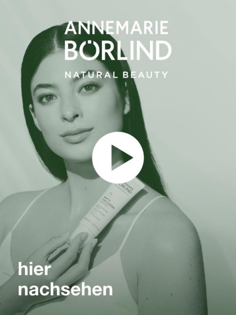 Eine Frau hält ein Hautpflegeprodukt von Annemarie Börlind in der Hand. Das Bild ist grün getönt und in der Mitte ist eine Play-Button-Überlagerung zu sehen. Oben steht „Annemarie Börlind Natural Beauty“ und unten „hier nachsehen“.