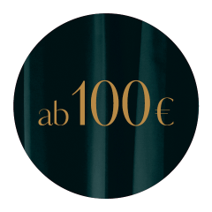Ein dunkler, kreisförmiger Hintergrund mit dem Text „ab 100 €“ in edler, goldfarbener Schrift darauf zentriert.
