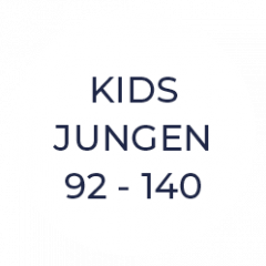 Text „KIDS JUNGEN 92 – 140“ in Dunkelblau auf weißem Hintergrund.