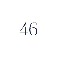 Die Zahl „46“ wird im minimalistischen Stil mit dunkelblauen, dünnen Linien auf weißem Hintergrund dargestellt.