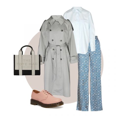 Eine Collage aus einem grauen Trenchcoat, einem weißen Hemd, einer blau gemusterten Hose, rosa Schuhen und einer schwarz-weißen Einkaufstasche vor einem einfachen beigen Kreishintergrund.