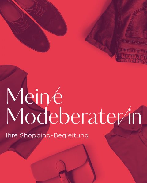 Flache Anordnung von Modeartikeln auf rotem Hintergrund, darunter Schuhe, eine Handtasche, Kleidung und der Text „Meine Modeberaterin – Ihre Shopping-Begleitung“.