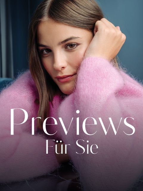 Eine Frau in einem flauschigen rosa Pullover stützt den Kopf auf die Hand und blickt in die Kamera. Der Text lautet: „Vorschau Für Sie.“.