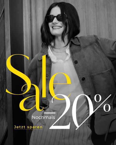 Lächelnde Frau mit Sonnenbrille und Jacke; der Text auf dem Bild lautet: „Sale 20 % – Jetzt noch einmal sparen.“.