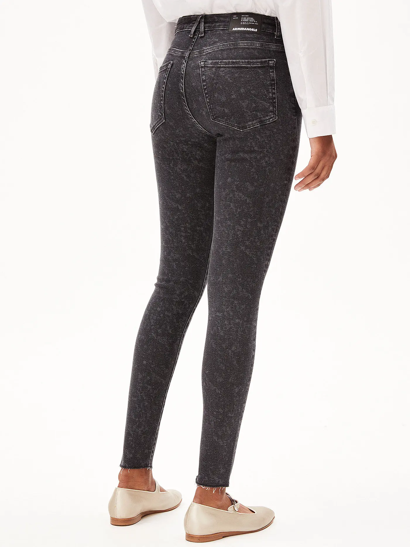 ARMEDANGELS | Jeans TILLAA X RÅ HEM | schwarz