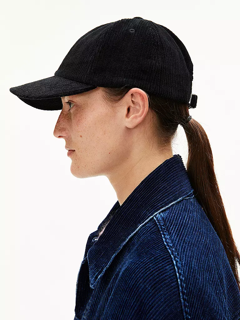 ARMEDANGELS | Kappe YENAAS CORDUROY | schwarz