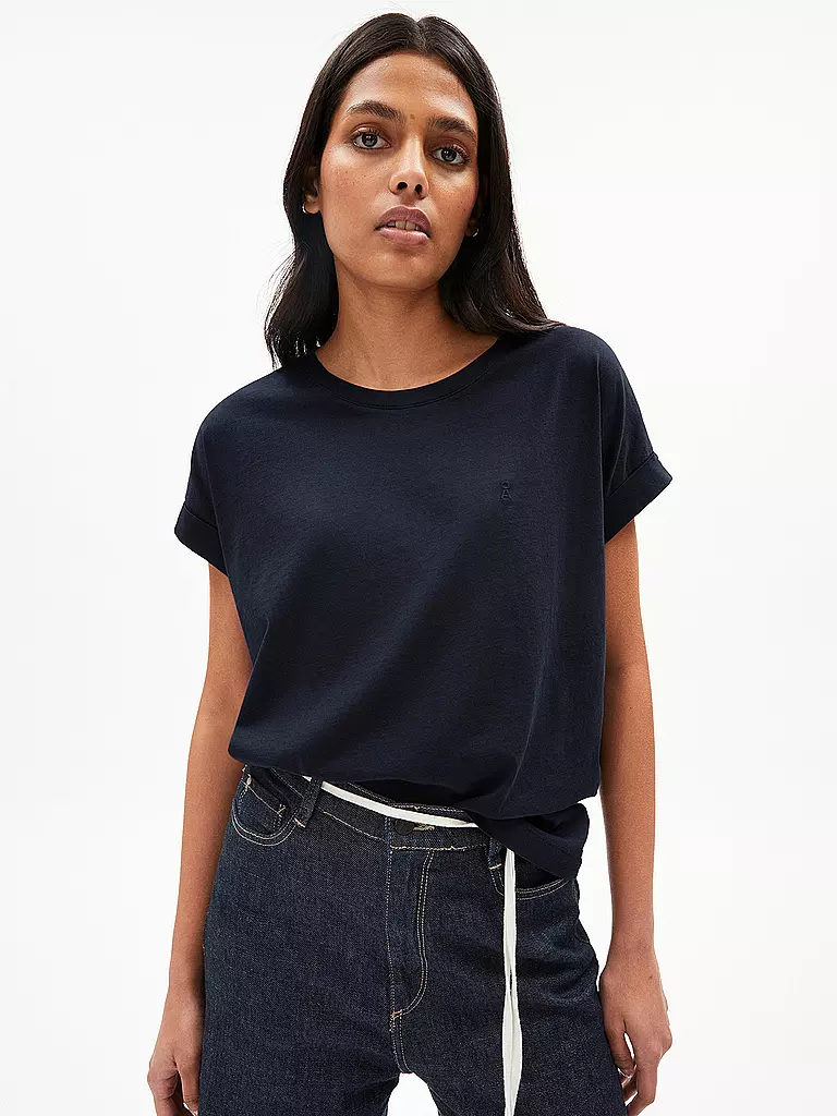 ARMEDANGELS | T-Shirt IDAARA | rot