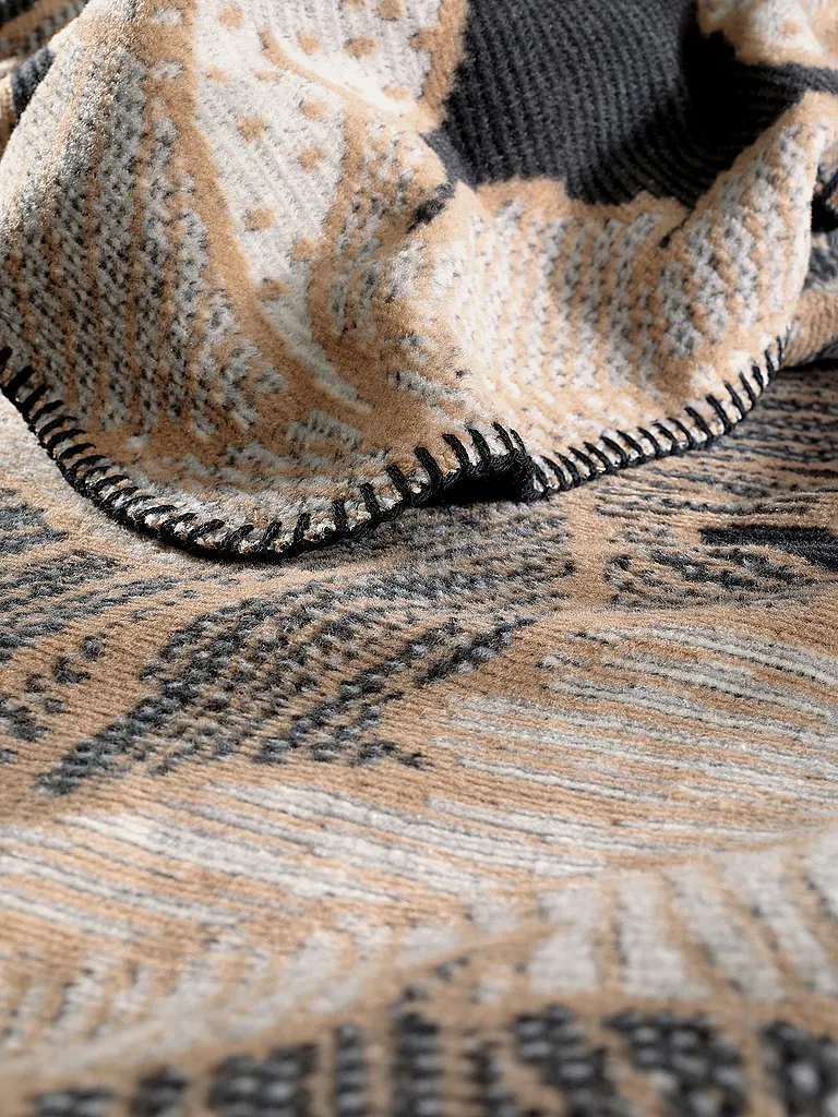BIEDERLACK | Wohndecke - Plaid 150x200cm SIMPLY ELEGANT Leavy Luxe | hellbraun