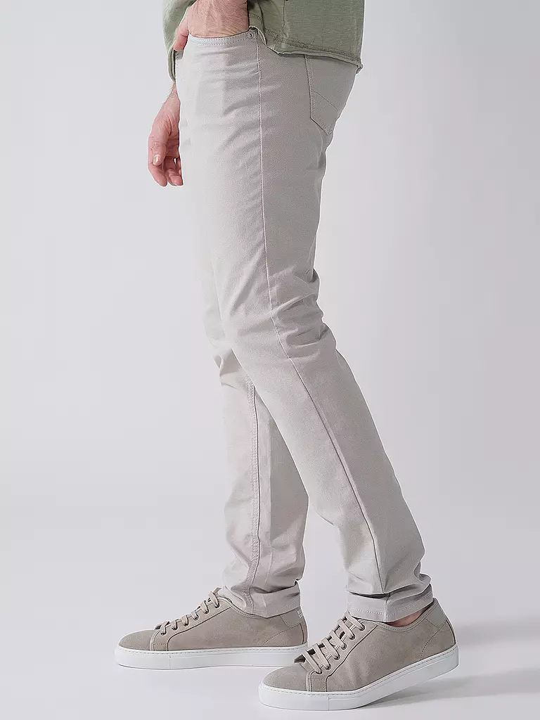 BRAX | Hose Modern Fit CHUCK | hellbraun