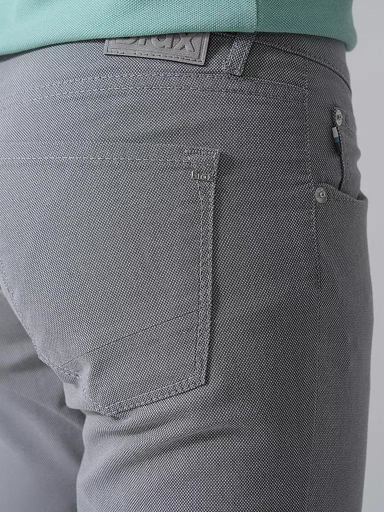 BRAX | Hose Modern Fit CHUCK | hellbraun