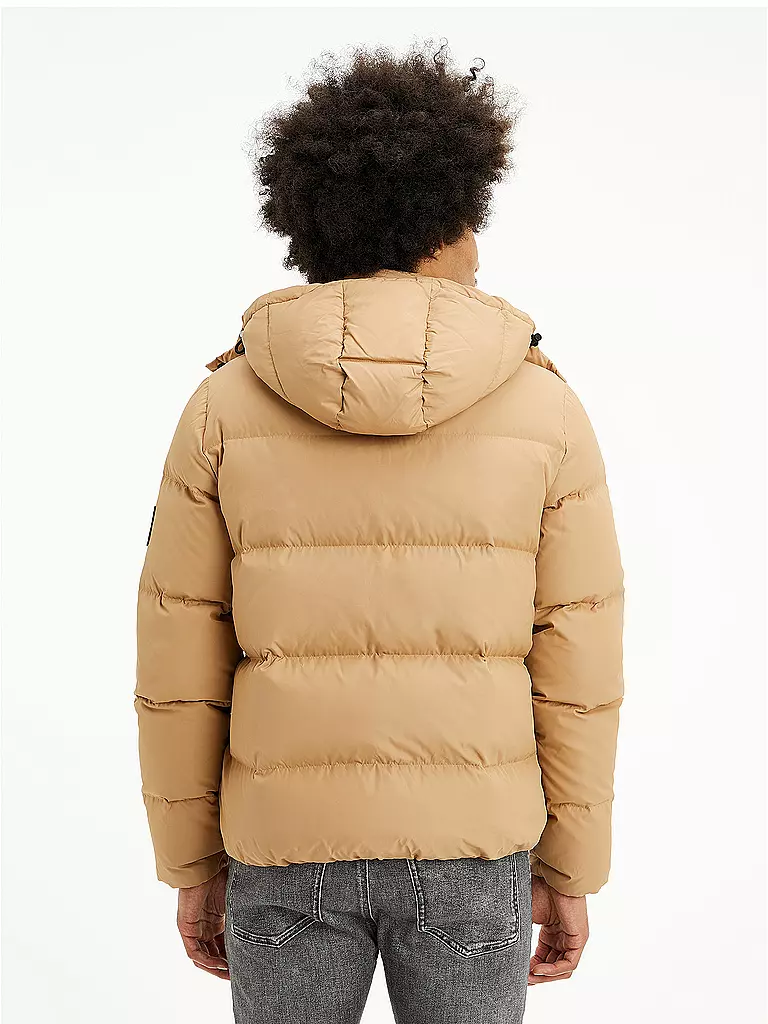 CALVIN KLEIN JEANS | Daunenjacke Essentials | camel