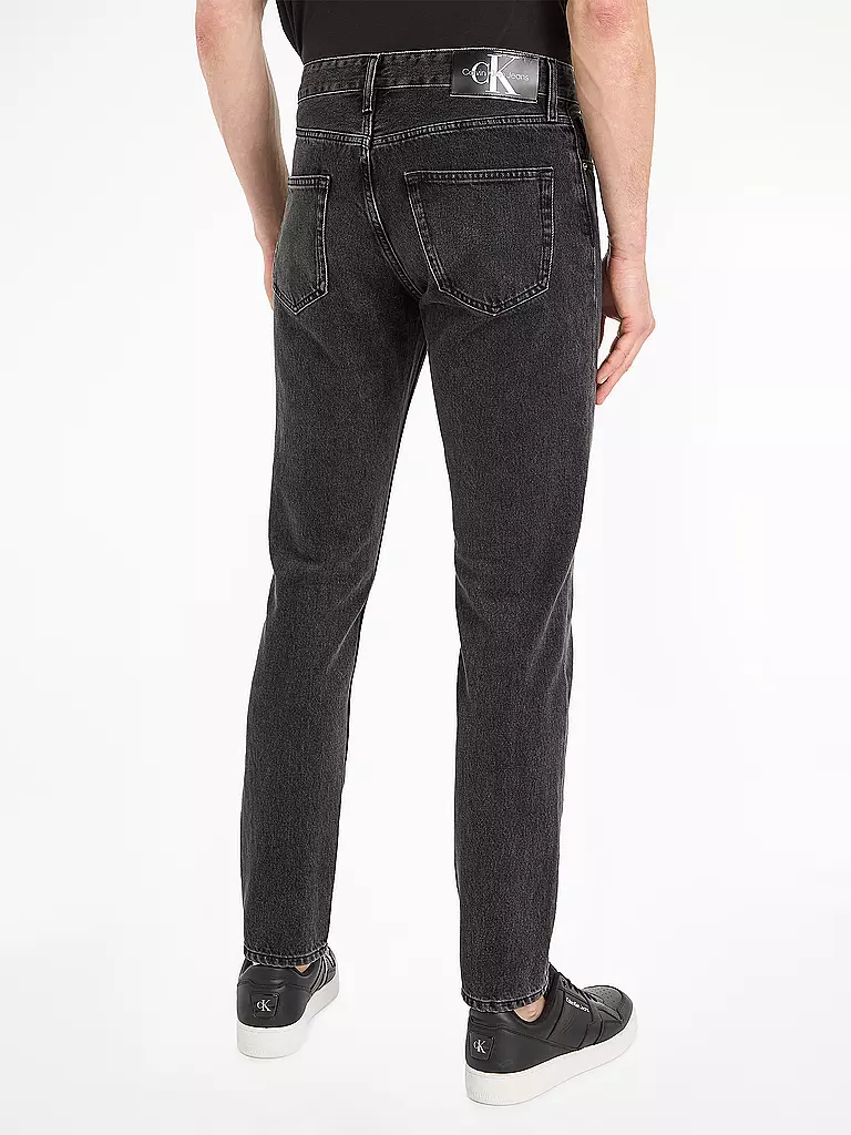 CALVIN KLEIN JEANS | Jeans Tapered Fit | schwarz