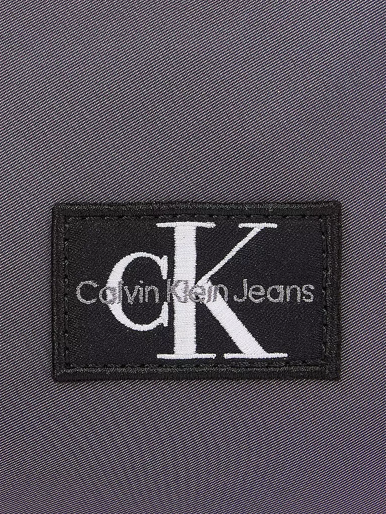 CALVIN KLEIN JEANS | Tasche - Schultertasche | beere