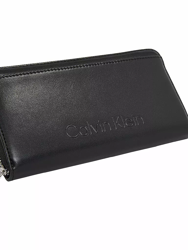 CALVIN KLEIN | Geldbörse EMBOSSED Large  | schwarz