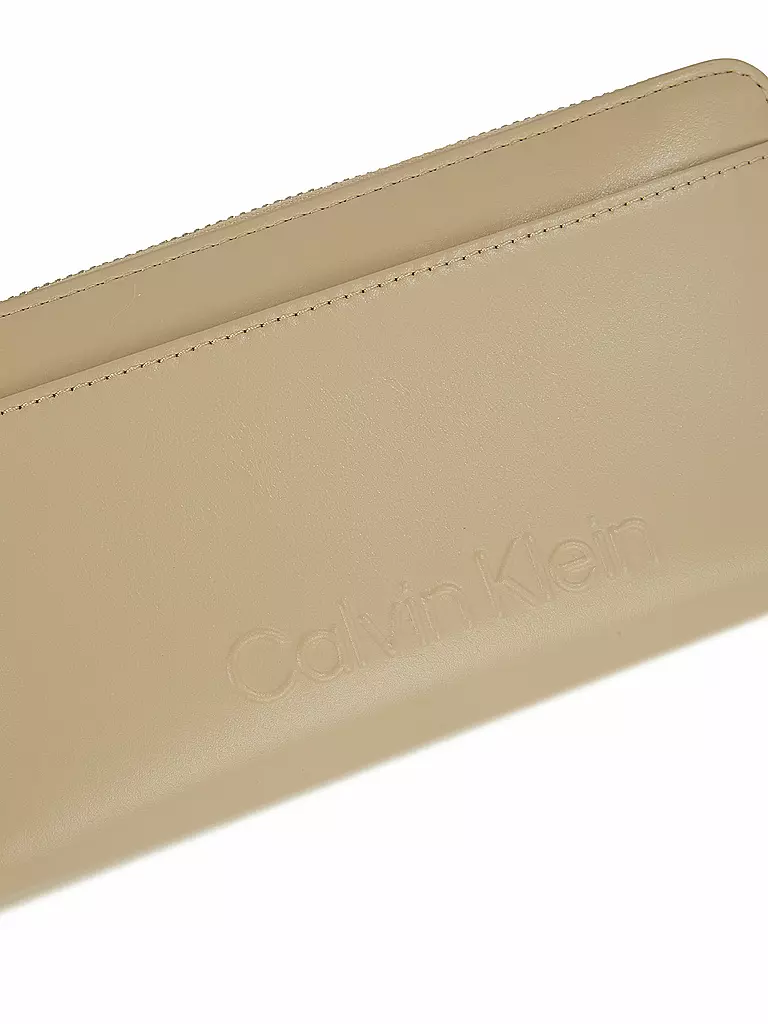 CALVIN KLEIN | Geldbörse EMBOSSED Large | schwarz