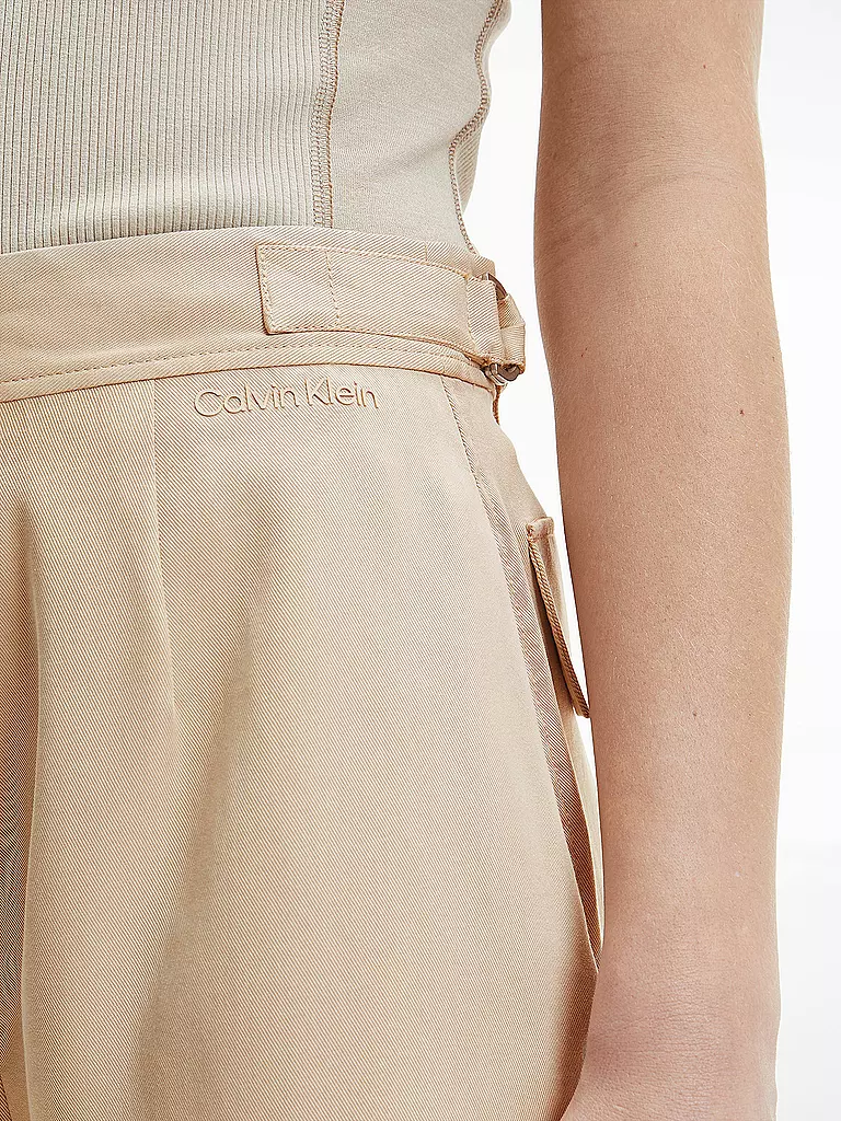 CALVIN KLEIN | Shorts | beige