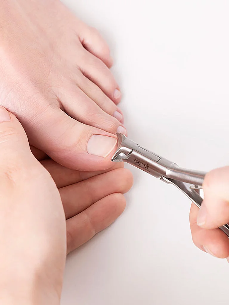CANAL Coupe-ongles deux pointes inoxydable 140mm à emboîtement 3011-03
