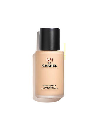 CHANEL |  REVITALISIERENDE FOUNDATION VERLEIHT LEUCHTKRAFT - SPENDET FEUCHTIGKEIT - SCHÜTZT 