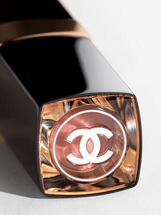 CHANEL | COLOUR, SHINE, INTENSITY IN A FLASH