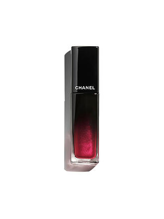 CHANEL | DER GLÄNZENDE FLUID-LIPPENSTIFT MIT LANGEM HALT