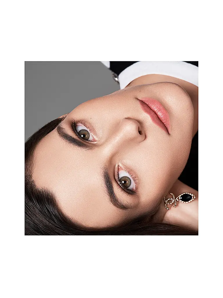 CHANEL | CONCEALER – LANGER HALT – MAXIMALER TRAGEKOMFORT – MAKELLOSES FINISH 8.5G | camel
