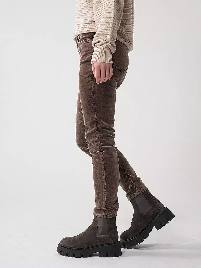 CLOSED | Hose BAKER | braun