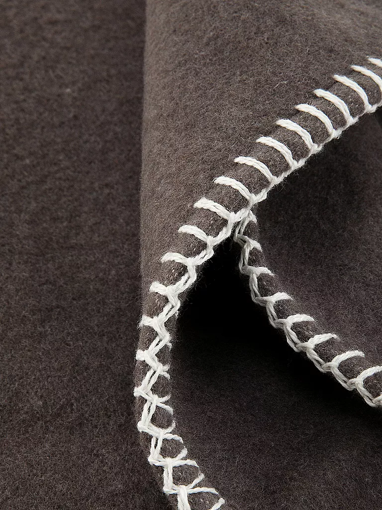 DAVID FUSSENEGGER Tagesdecke Plaid "Sylt" 140x200cm (Stain/Fango) braun