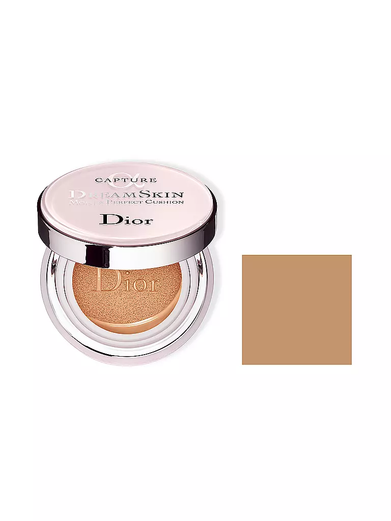 DIOR | Dreamskin Moist & Perfect Cushion (020 Light Beige) | camel