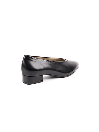 DIRNDL & BUA | Trachten Pumps