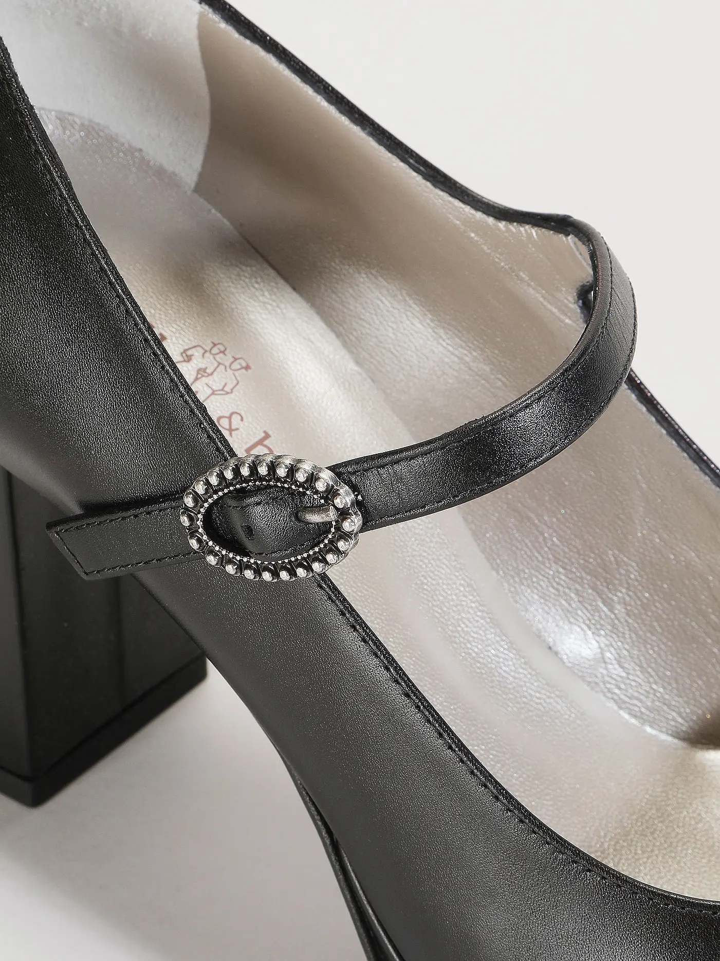 DIRNDL & BUA | Trachtenpumps  | schwarz