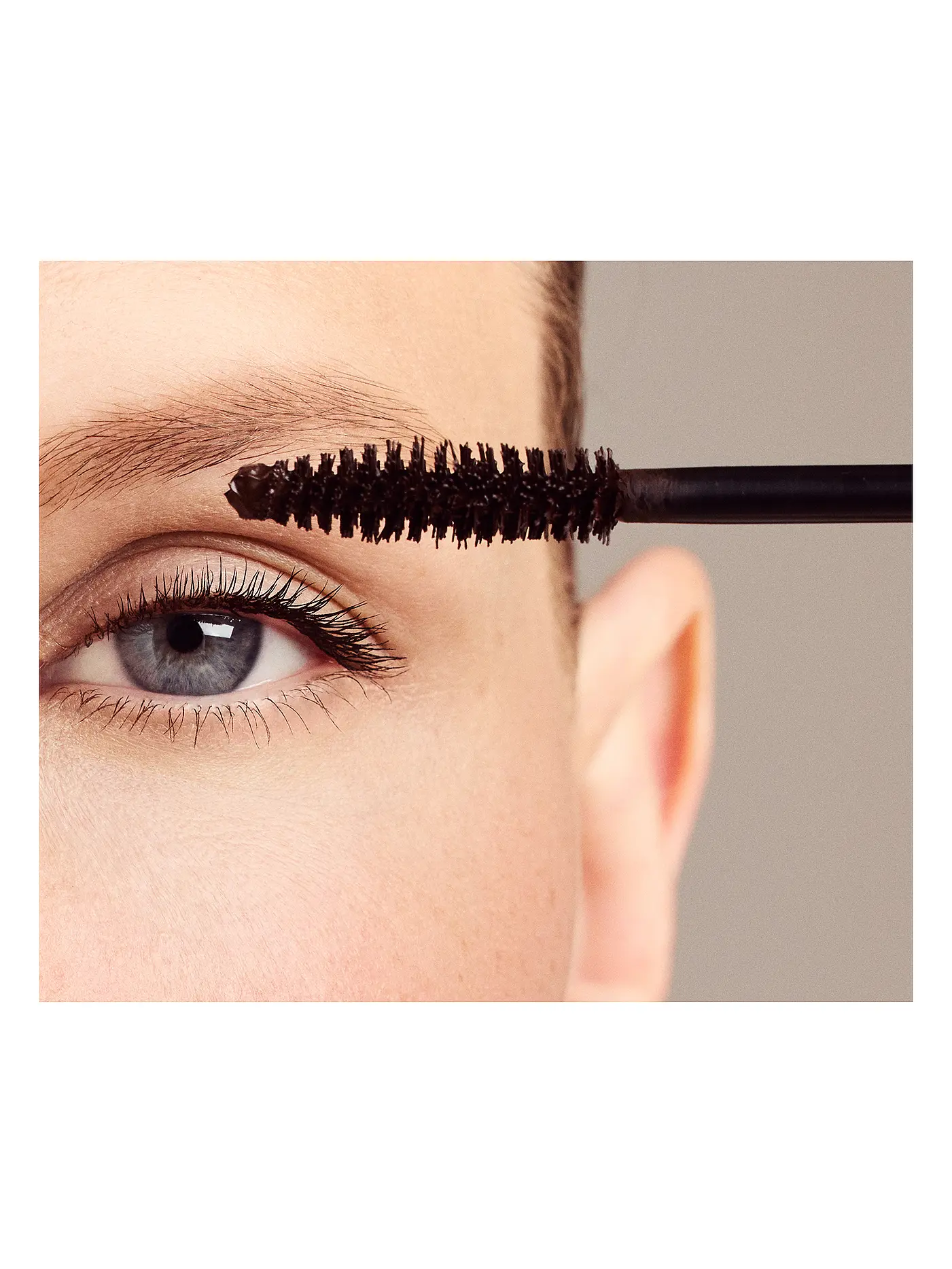 DR. HAUSCHKA | Long Lasting Mascara (02 Brown) | braun