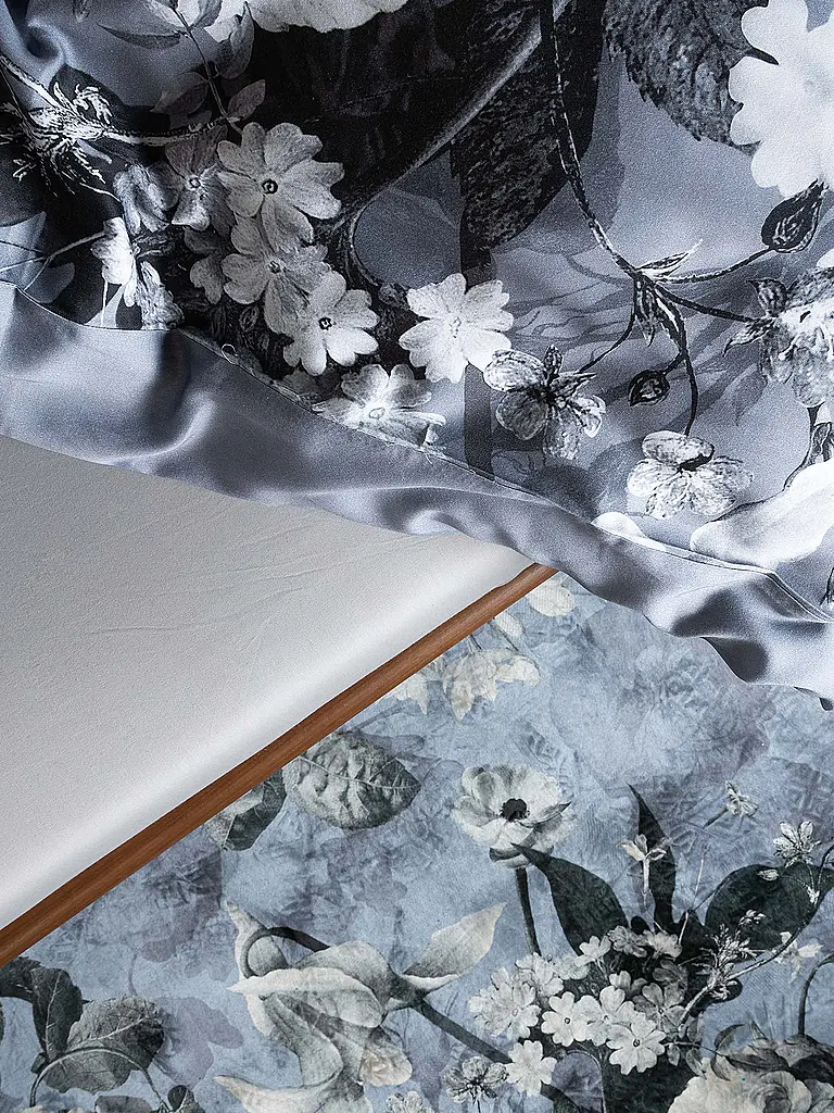ESSENZA | Satin Bettwäsche 70x90cm / 140x200cm FLOOR Global Grey | hellgrau