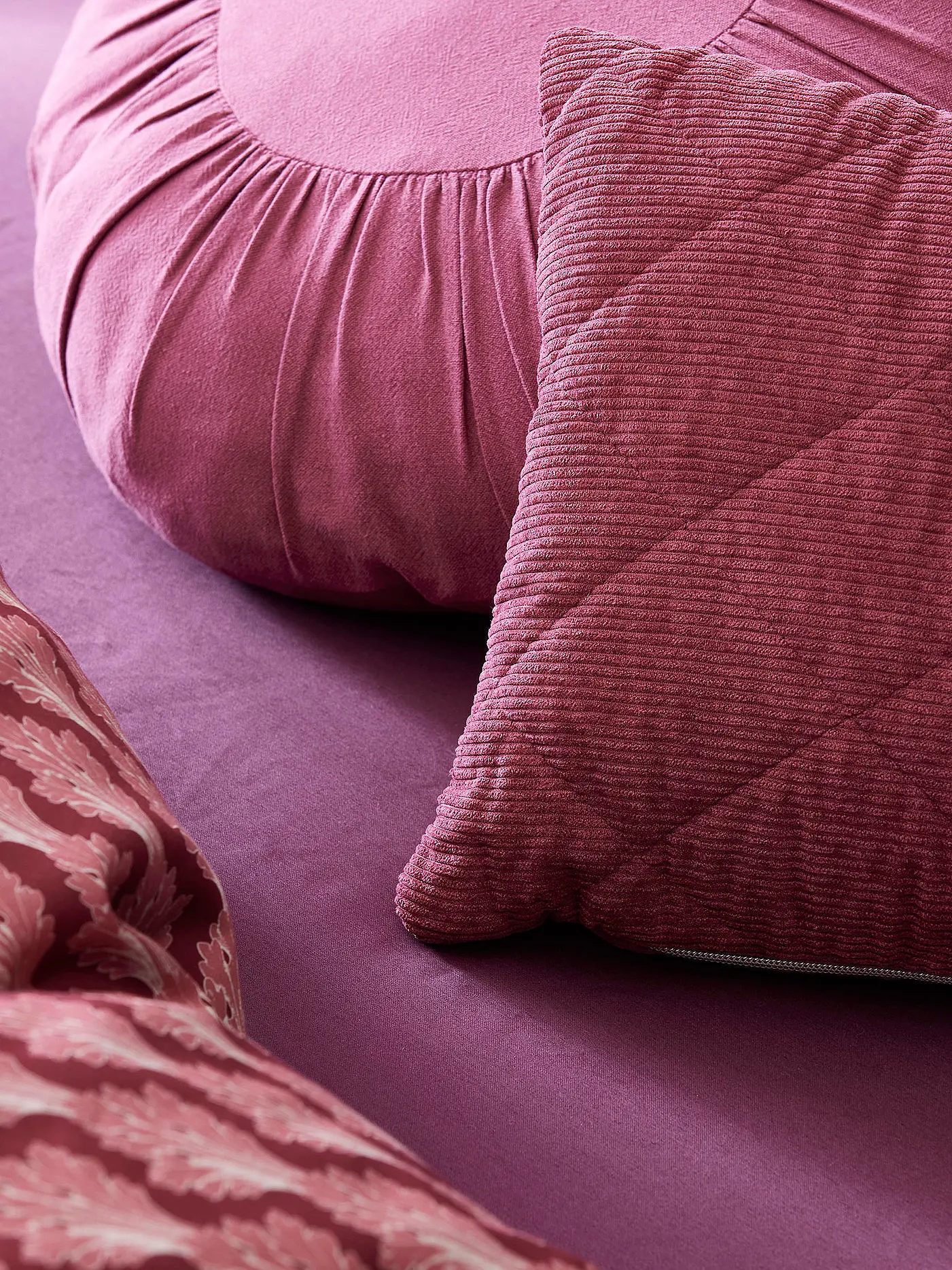 ESSENZA | Satin Bettwäsche 70x90cm/140x200cm TESSE Cherry Red | rot